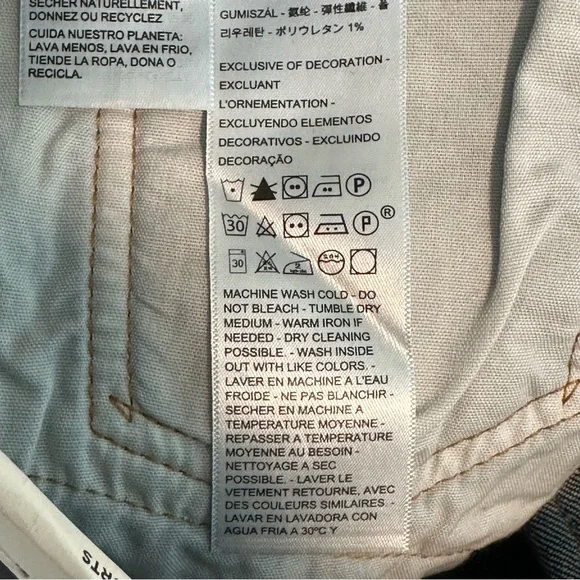 Levi’s 501 Mid Thigh Shorts in Salsa Center Dark Wash Size 33 - Picture 6 of 10